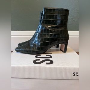 Schutz green Croc boots - 7